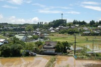 �R�����ɏh��Ƒ����Ȃǂ��_�݂��镽�R����